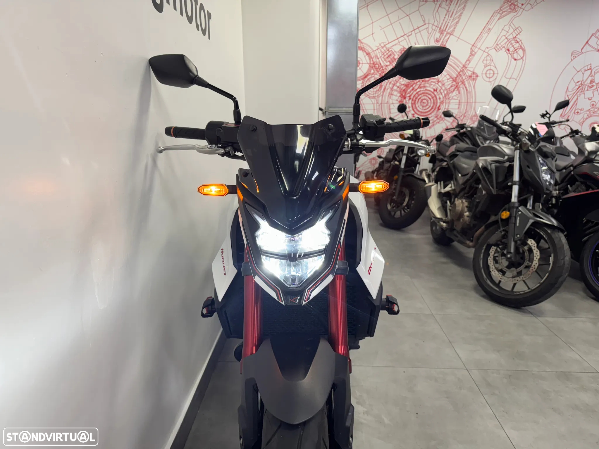 Honda CBR 650 R - 4