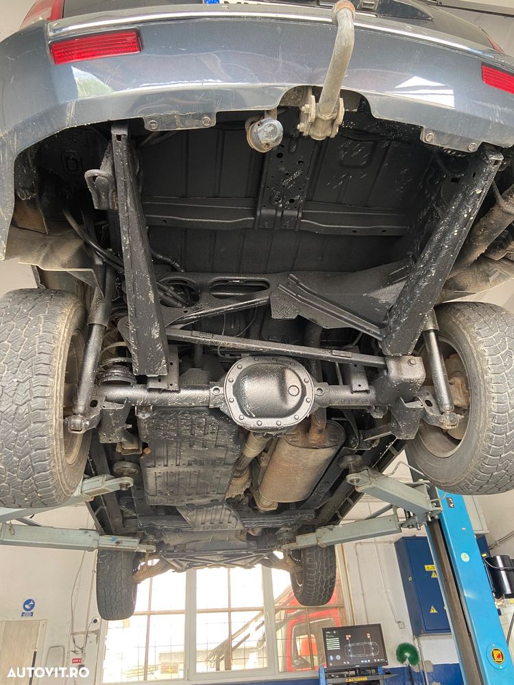 Jeep Grand Cherokee - 8