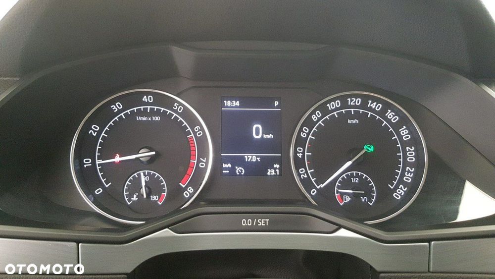 Skoda Superb - 27