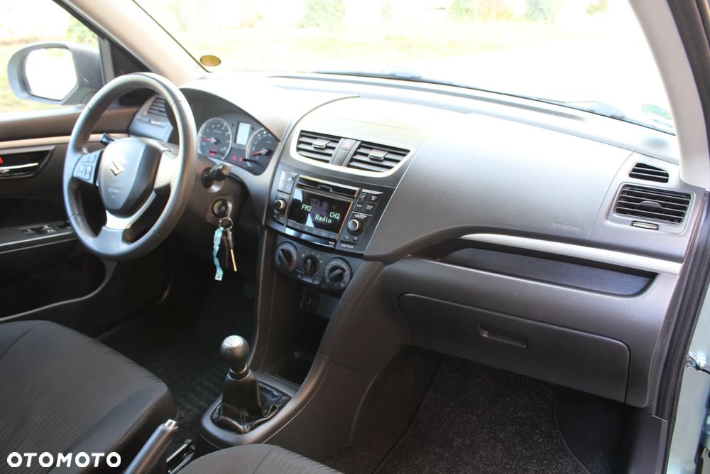 Suzuki Swift - 17