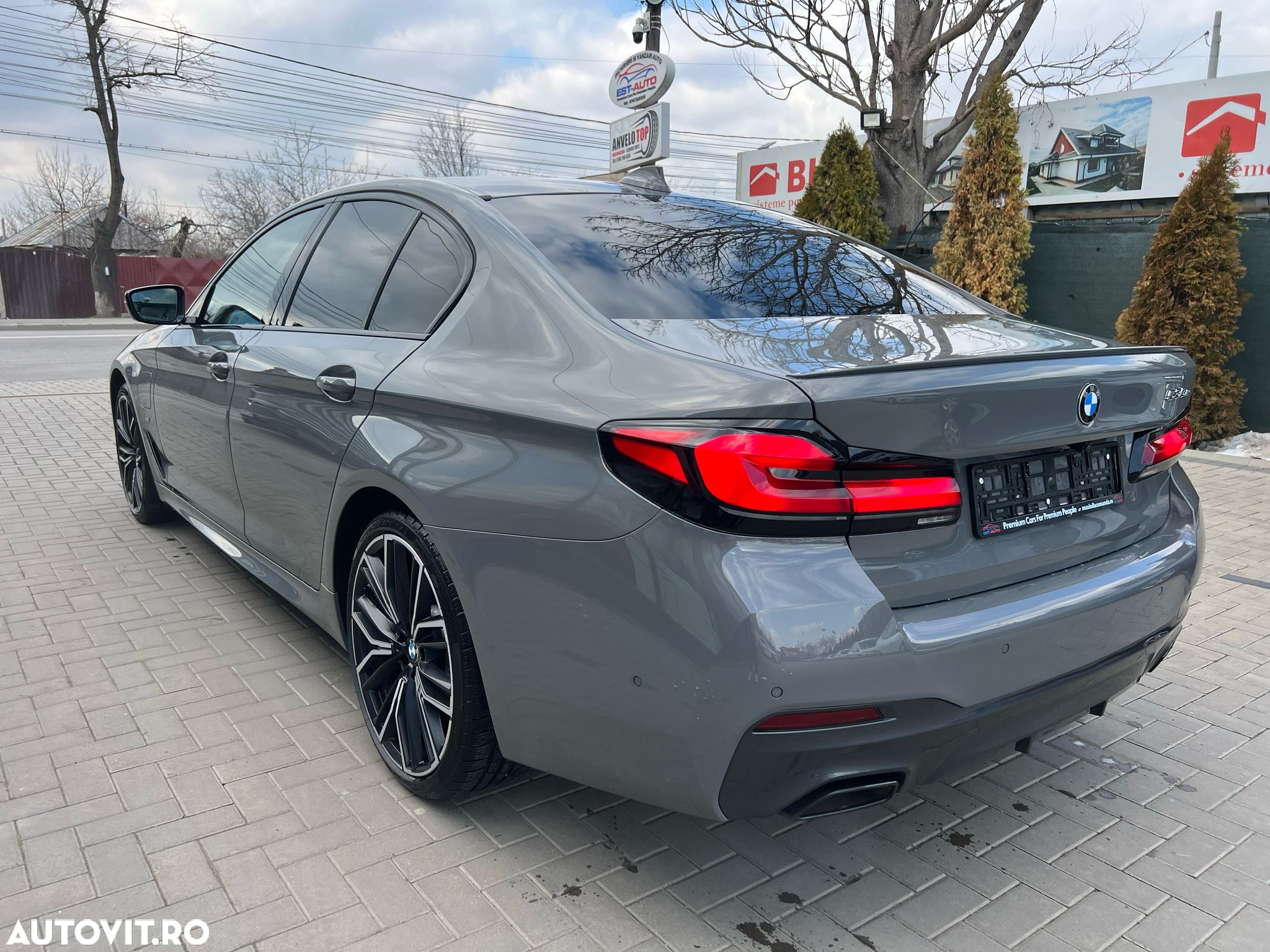 BMW Seria 5 530e Aut. - 4