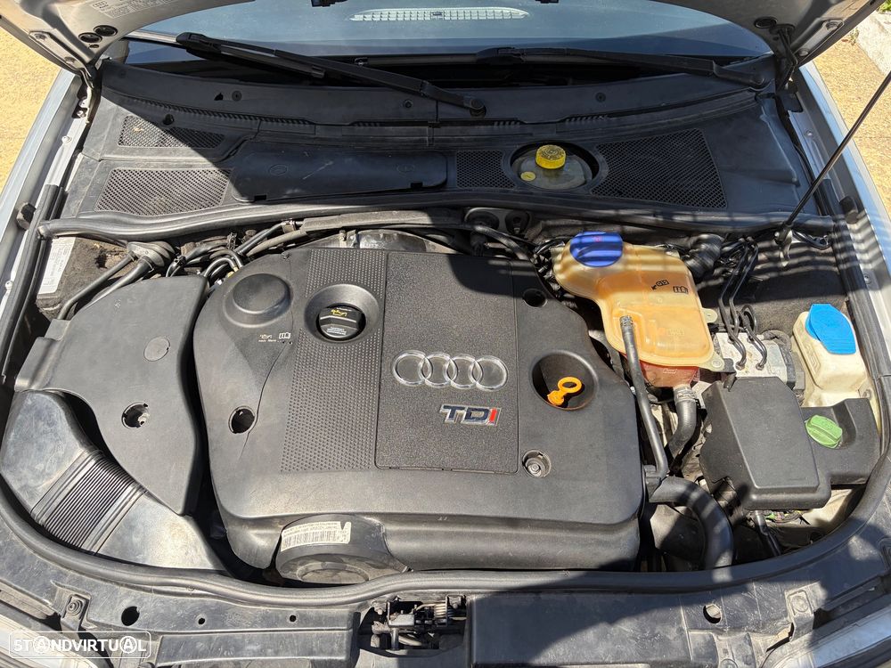 Audi A4 Avant 1.9 TDI Attraction - 7