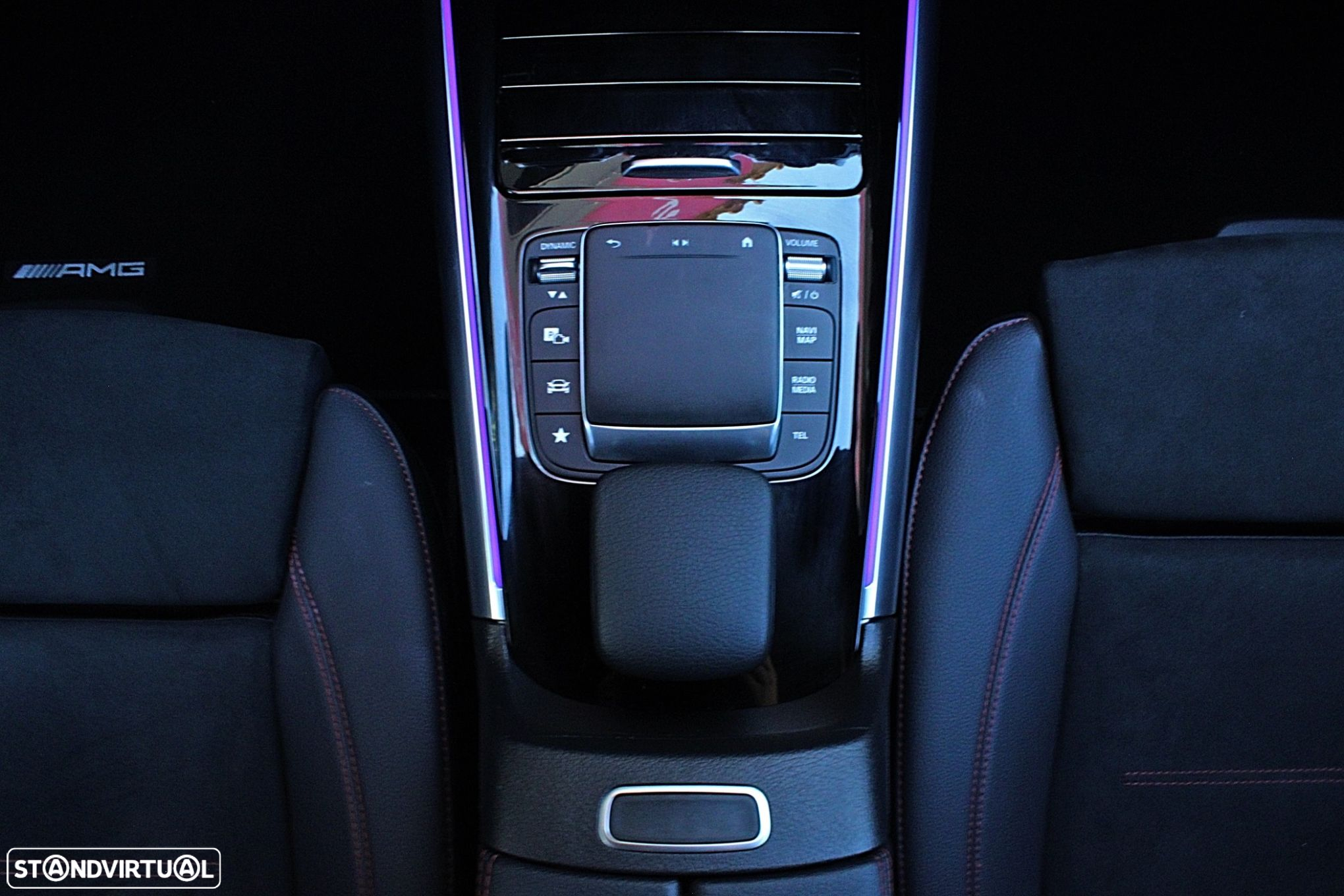Mercedes-Benz GLA 180 d - 16