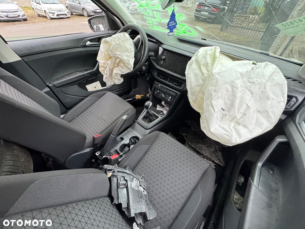 Volkswagen T-Cross - 7