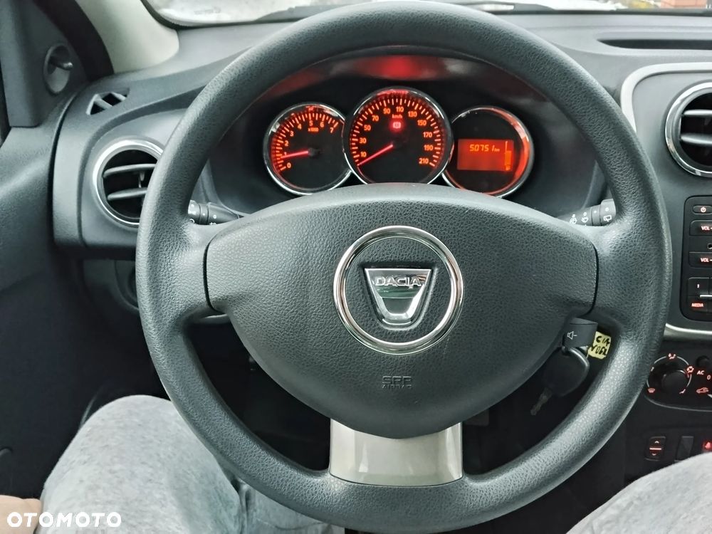 Dacia Sandero TCe 90 Celebration - 10