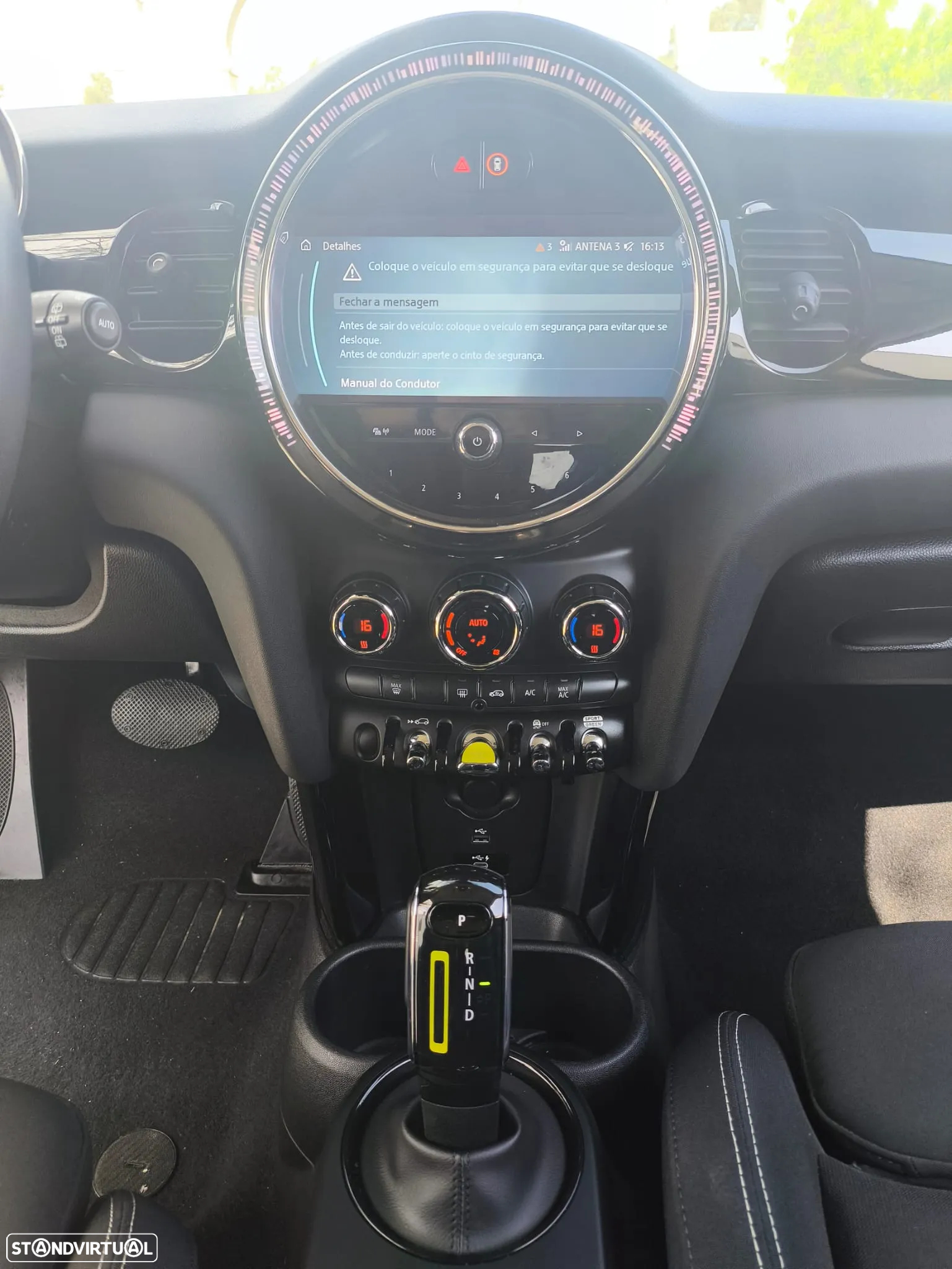 MINI 3 Portas Cooper SE - 8