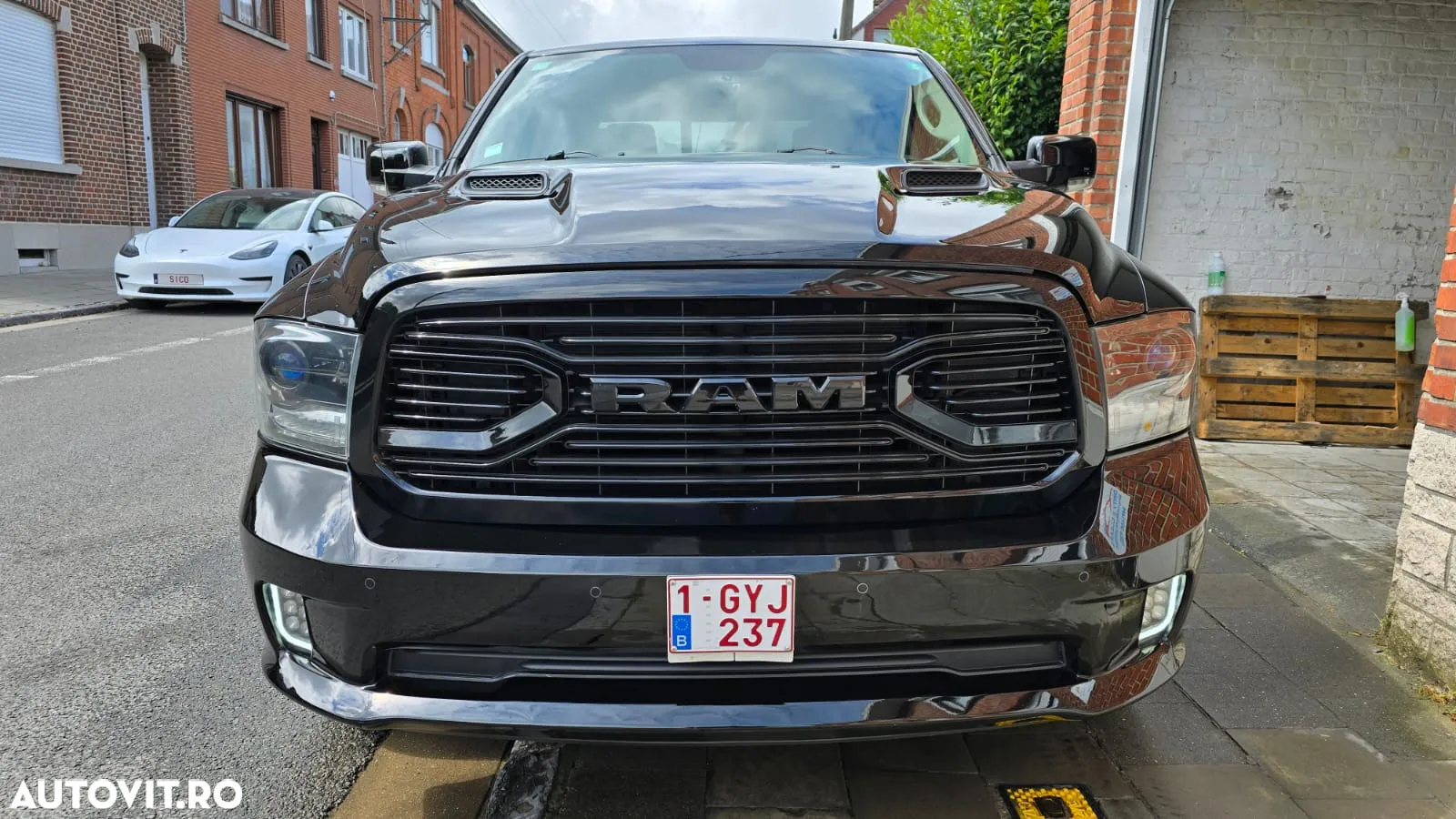 Dodge RAM - 7