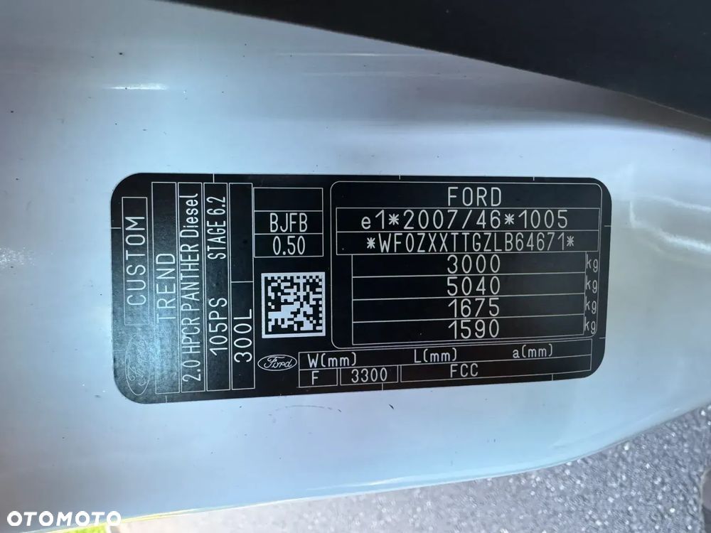 Ford CUSTOM DŁUGI 6 OSÓB - 39