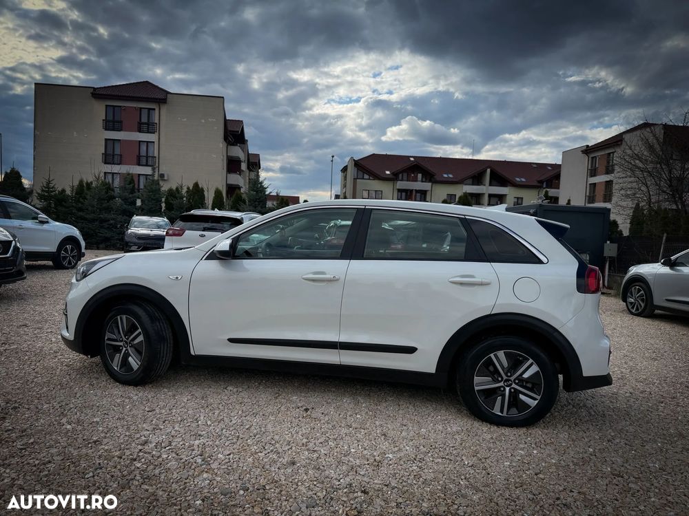 Kia Niro 1.6 GDI HEV 2WD OPF Aut. Edition 7 - 6