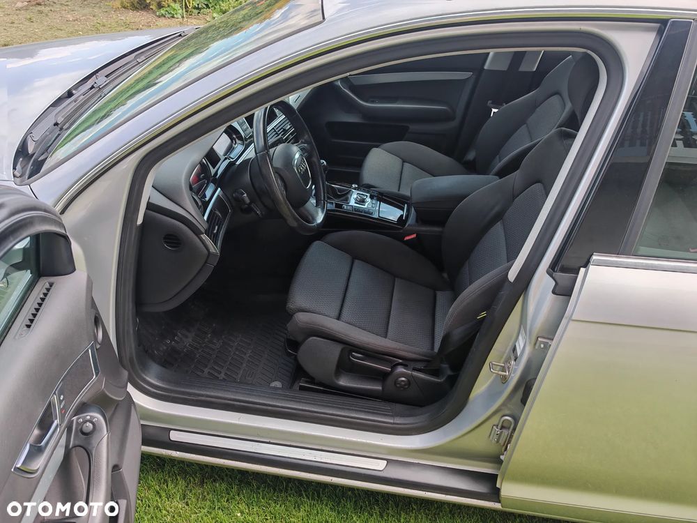 Audi A6 Avant 2.4 Quattro - 11