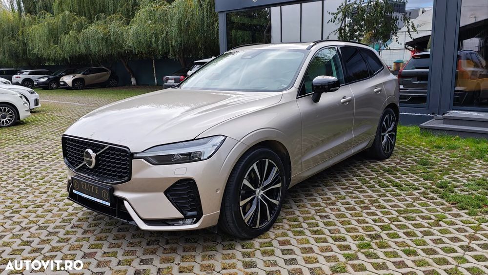 Volvo XC 60 B4 MHEV AT AWD Ultimate Dark - 1