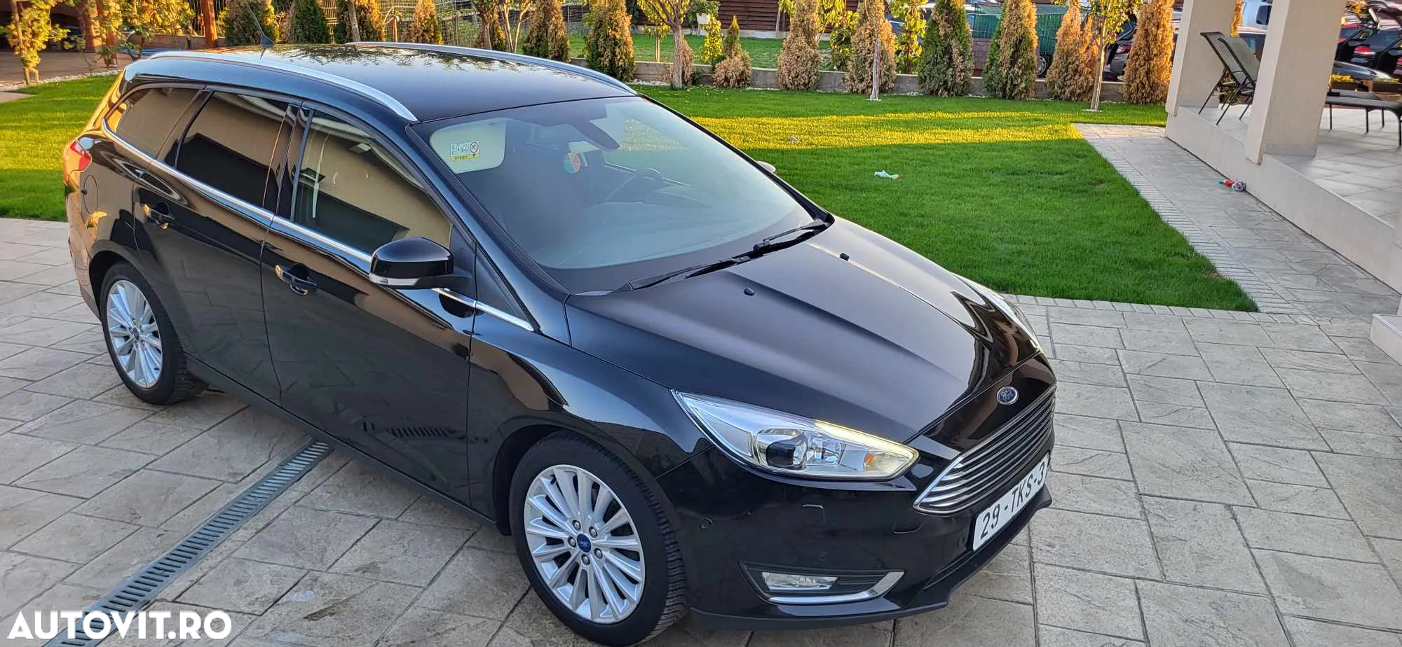 Ford Focus - 10