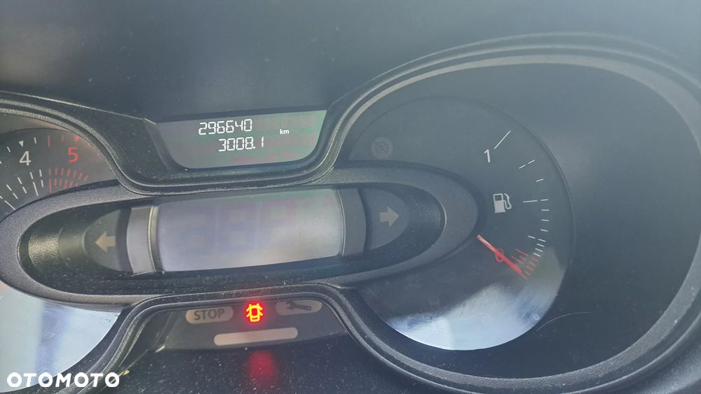 Renault Trafic - 16