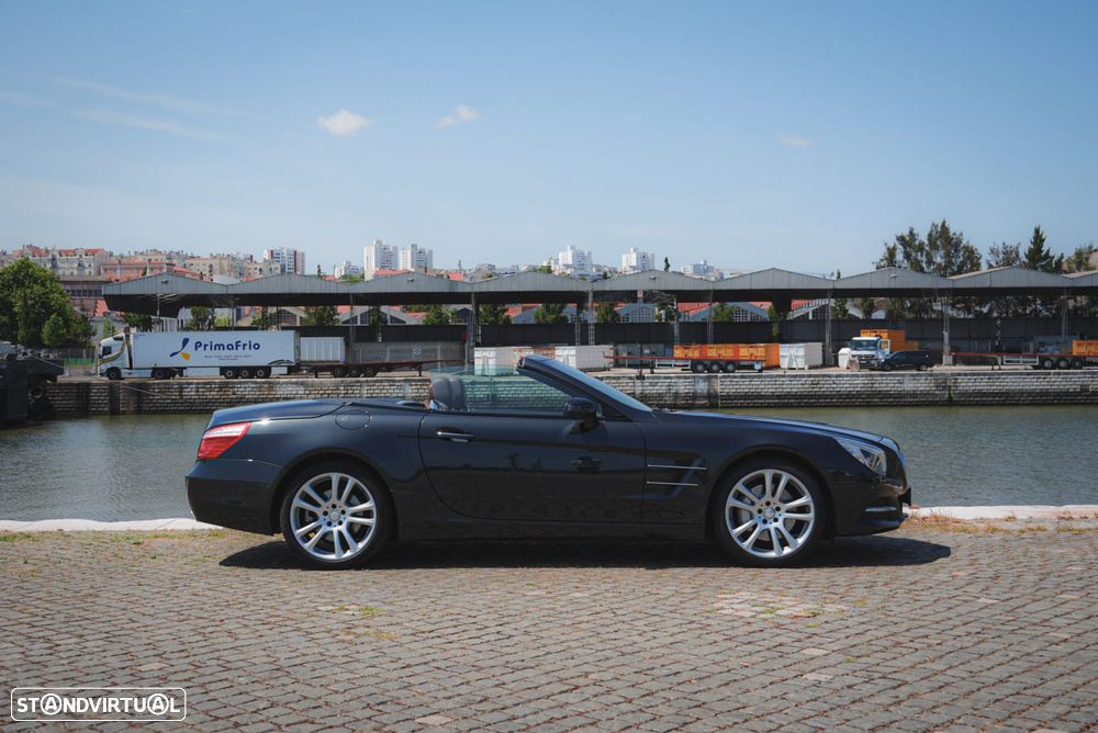 Mercedes-Benz SL 350 Standard - 22