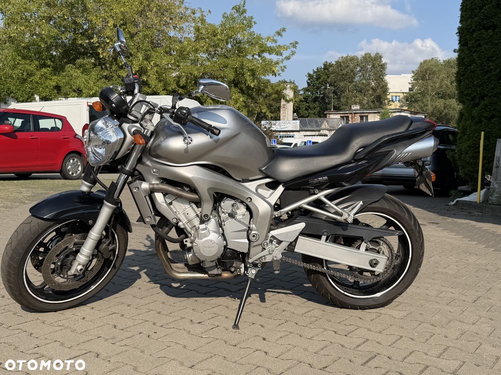 Yamaha FZ6 - 2