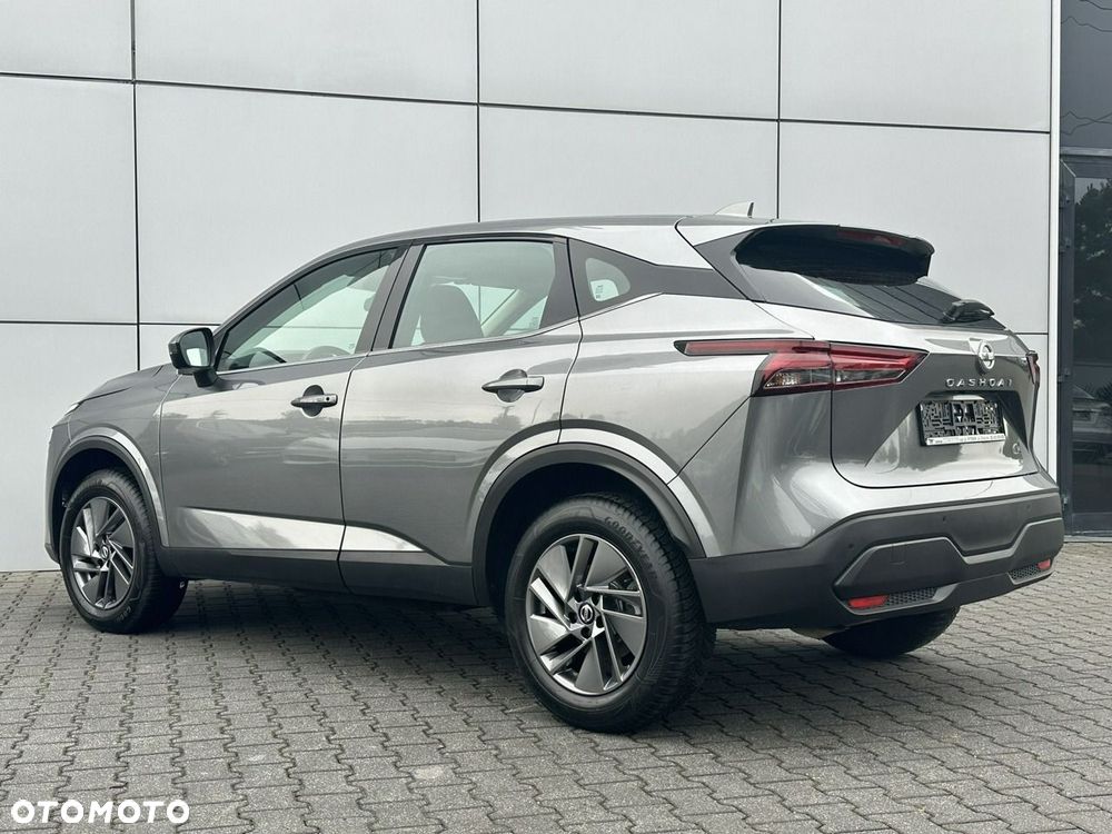 Nissan Qashqai - 11