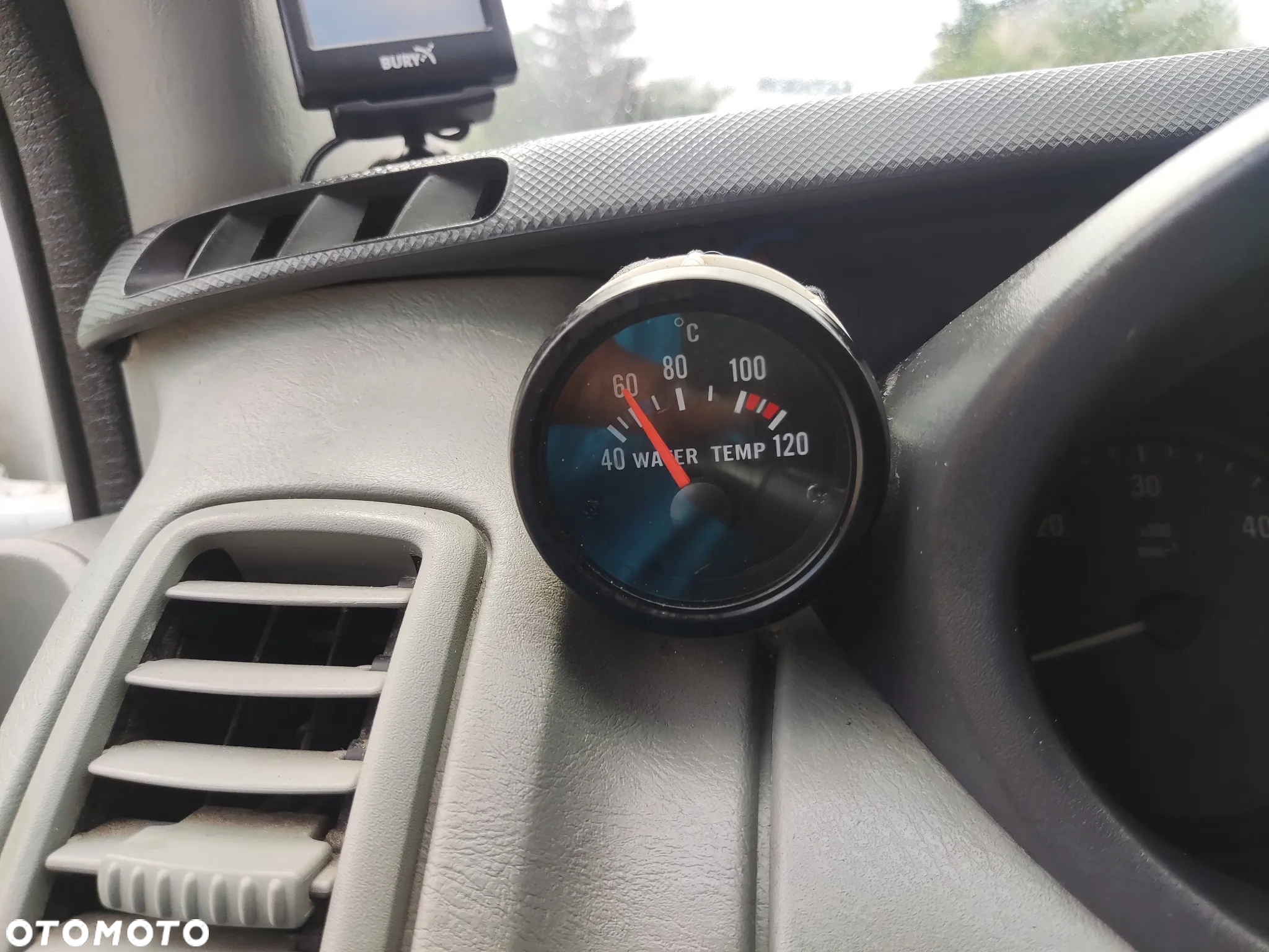 Opel Vivaro - 16