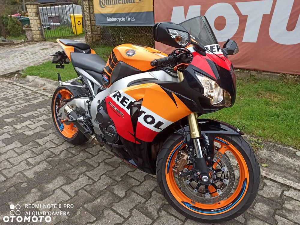 Honda CBR - 17