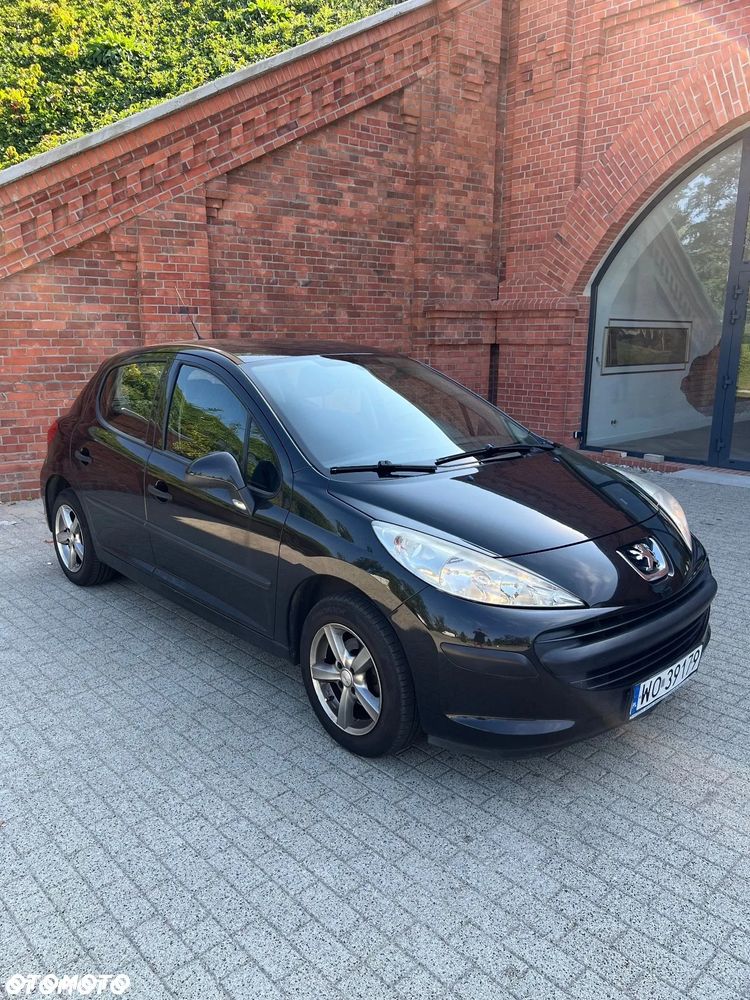 Peugeot 207 1.4 Presence Grand Prix - 3