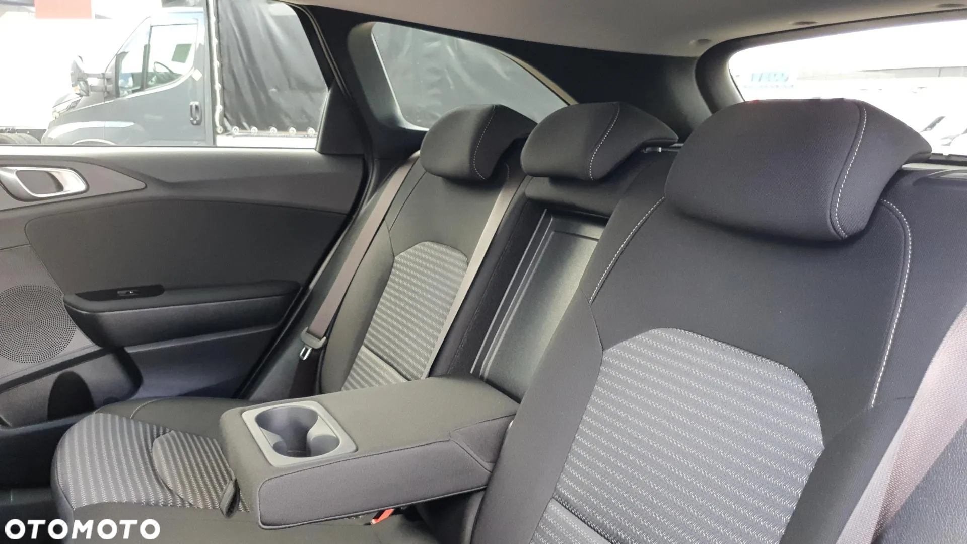 Kia Ceed 1.5 T-GDI M DCT - 16