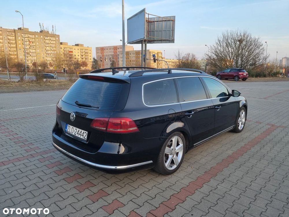 Volkswagen Passat 2.0 TDI Comfortline - 4
