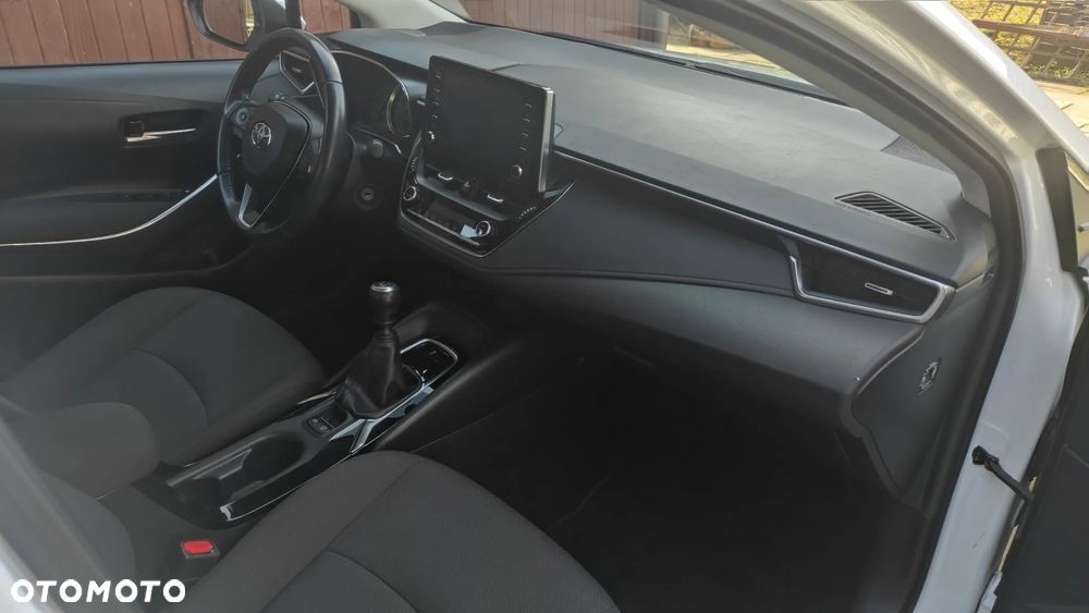 Toyota Corolla 1.5 Comfort - 9