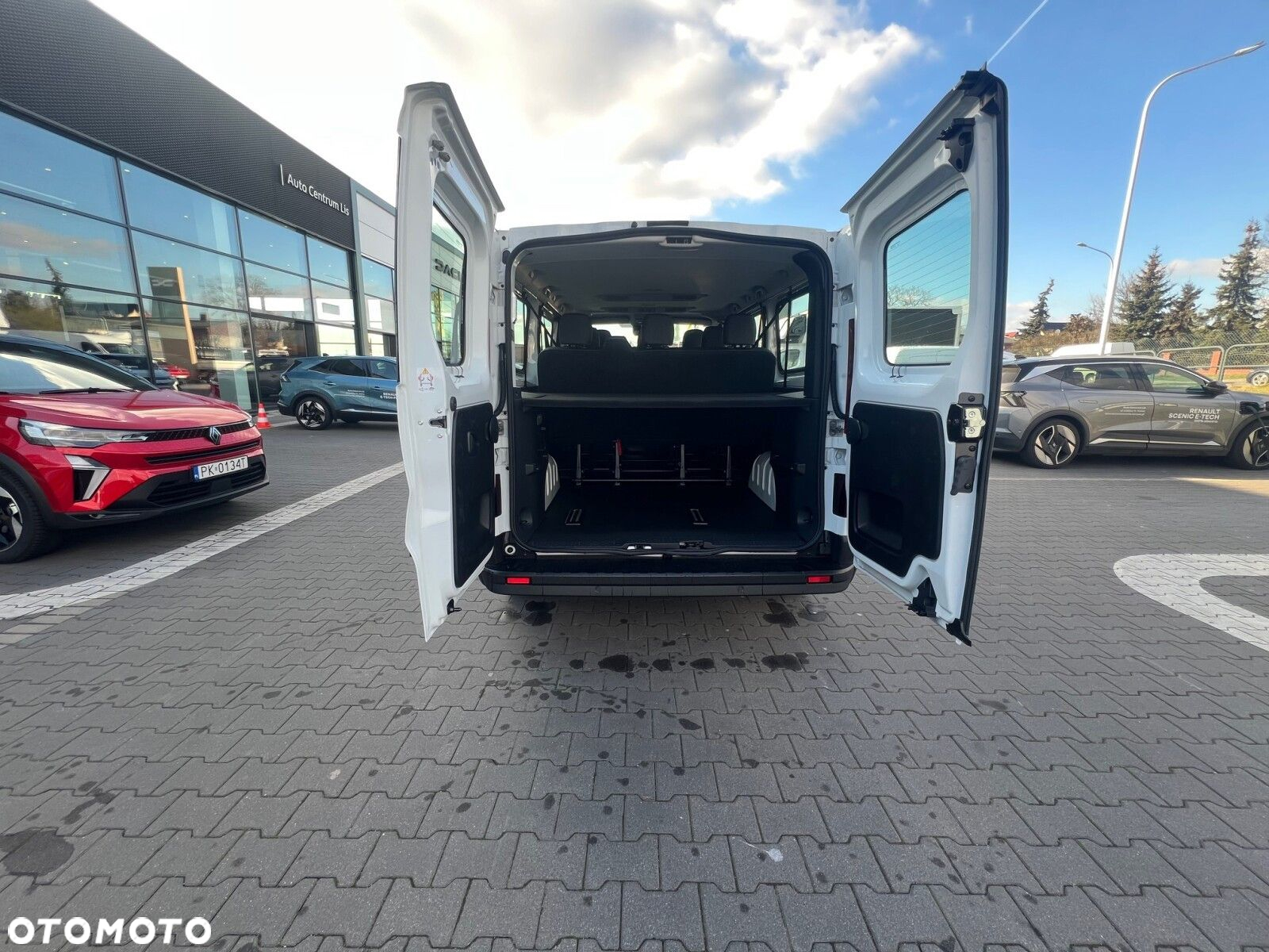Renault Trafic - 14