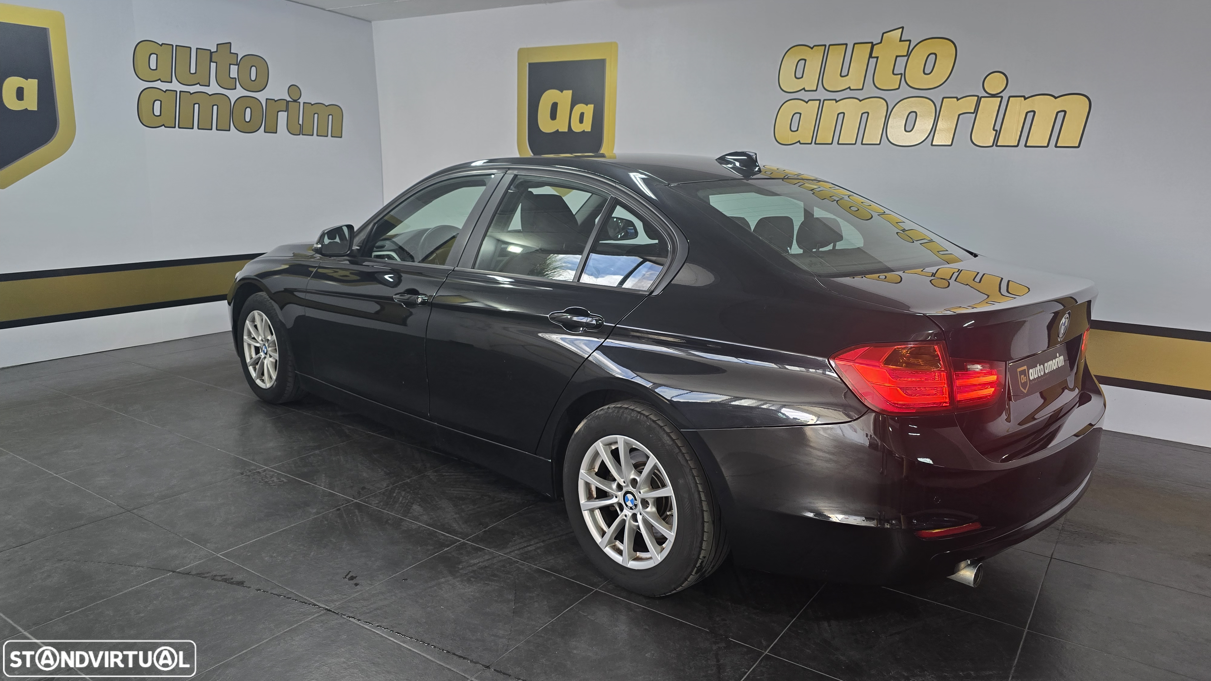 BMW 318 d Auto Exclusive - 10