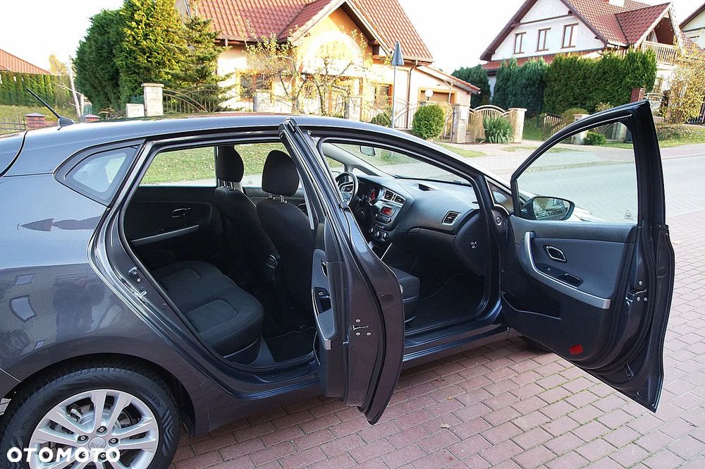 Kia Ceed 1.4 CVVT Attract - 20
