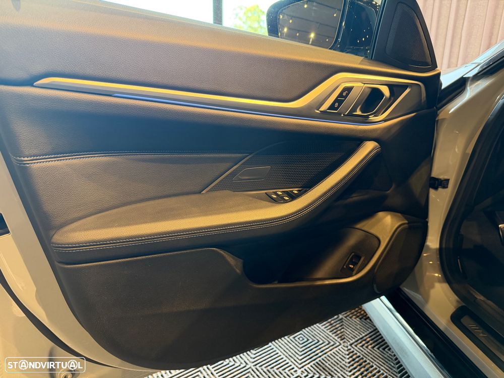 BMW i4 eDrive35 Pack Desportivo M - 18