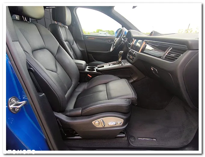 Porsche Macan - 25