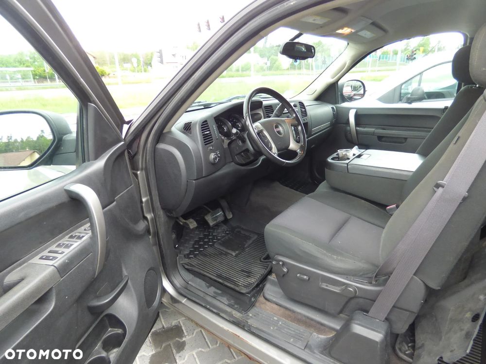 GMC Sierra - 17