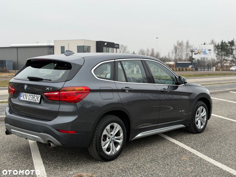 BMW X1 xDrive20i xLine sport - 8