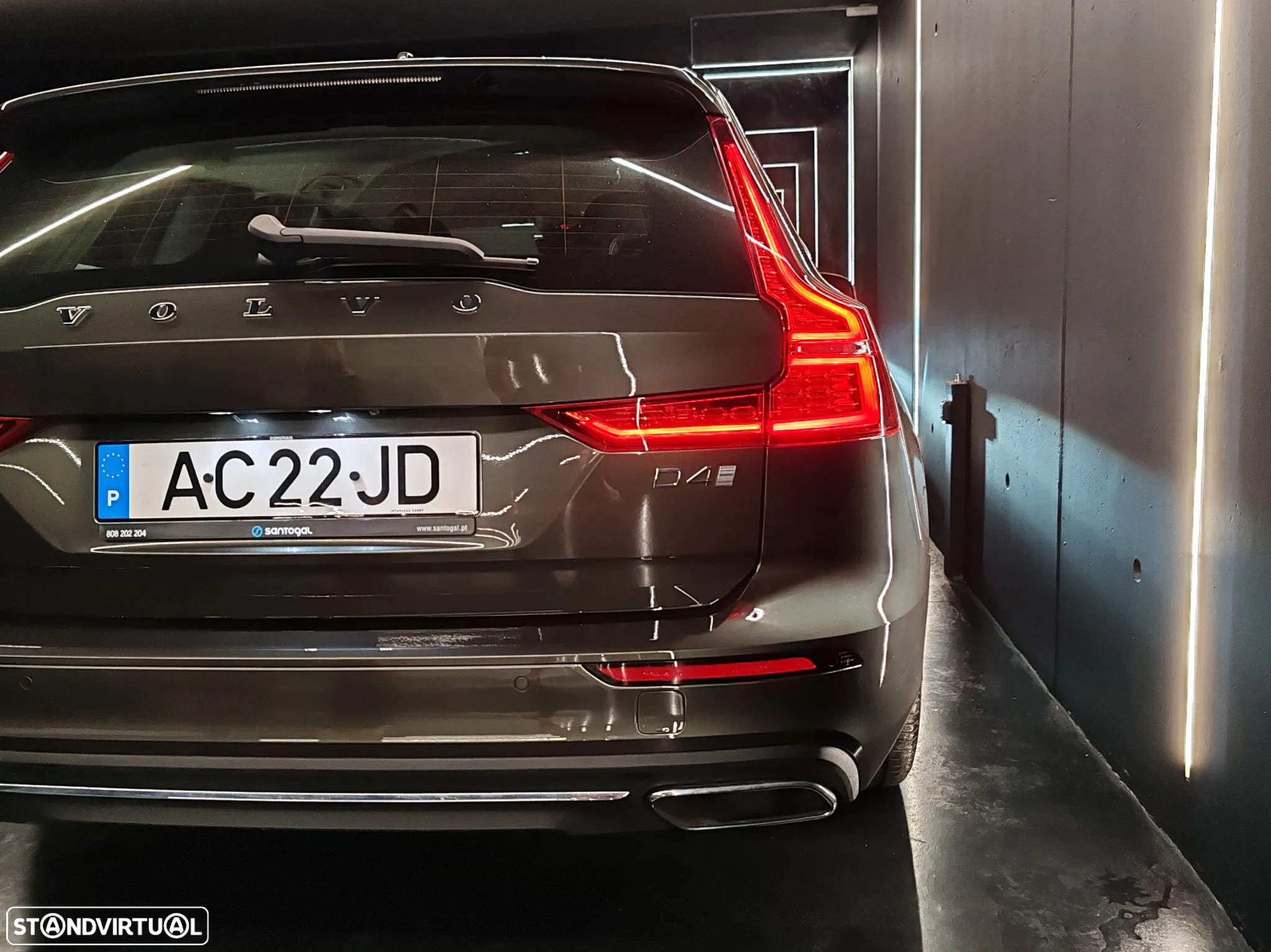 Volvo V60 2.0 D4 Inscription Geartronic - 13
