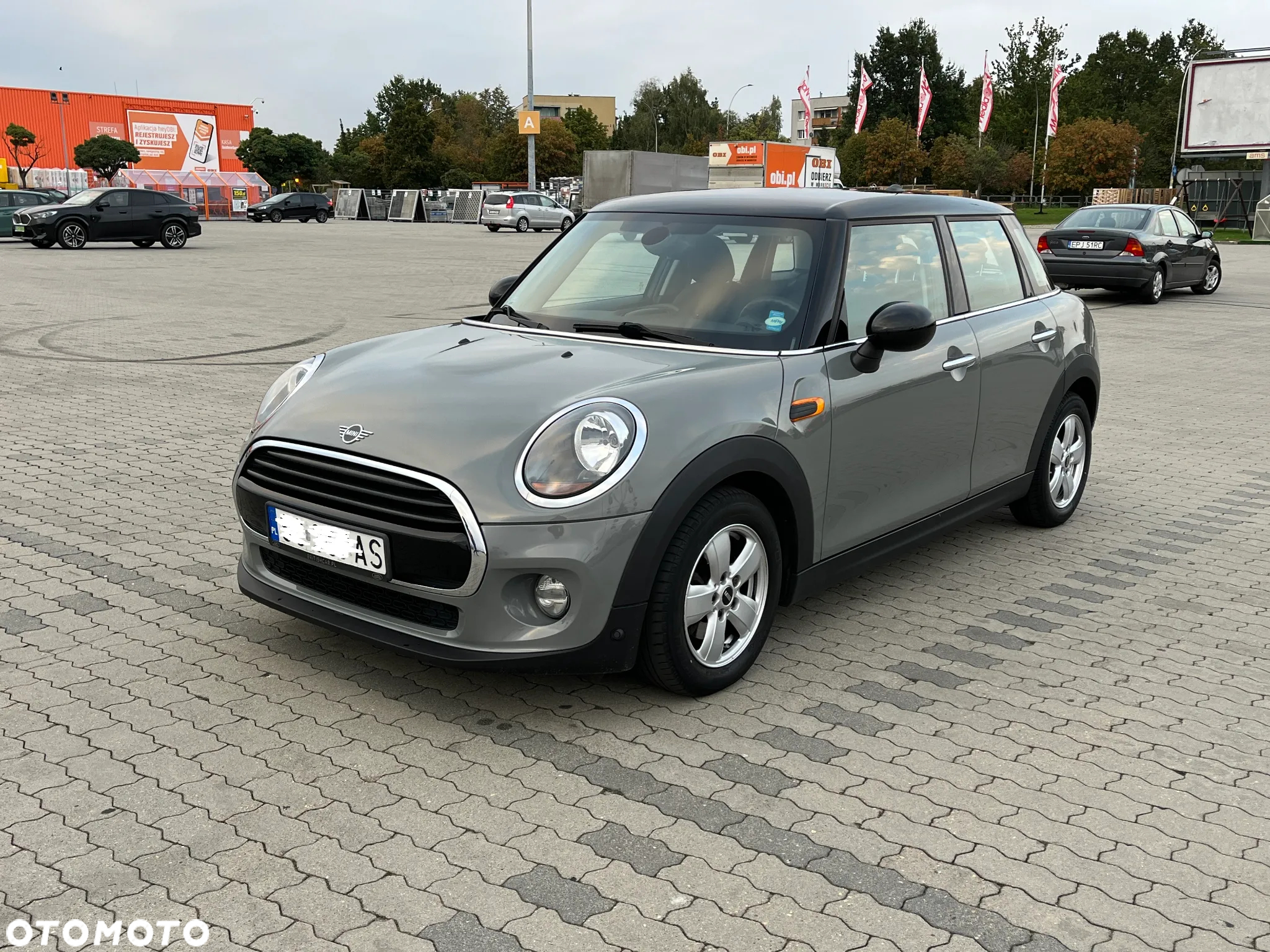 MINI Cooper Standard - 2