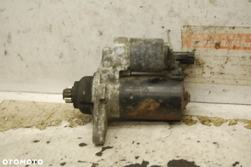 ROZRUSZNIK BOSCH AUDI A4 B6 2.0 ALT AWA - 3