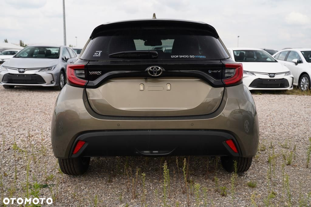 Toyota Yaris - 5