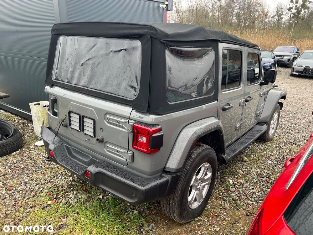 Jeep Wrangler Unlimited GME 2.0 Turbo Sahara - 14