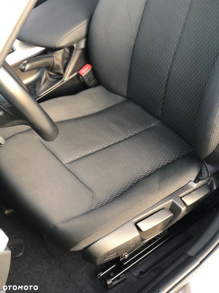 BMW Seria 1 116i Advantage - 30