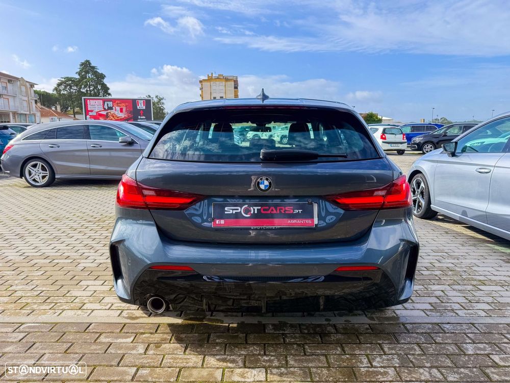 BMW 116 d Pack Desportivo M - 8