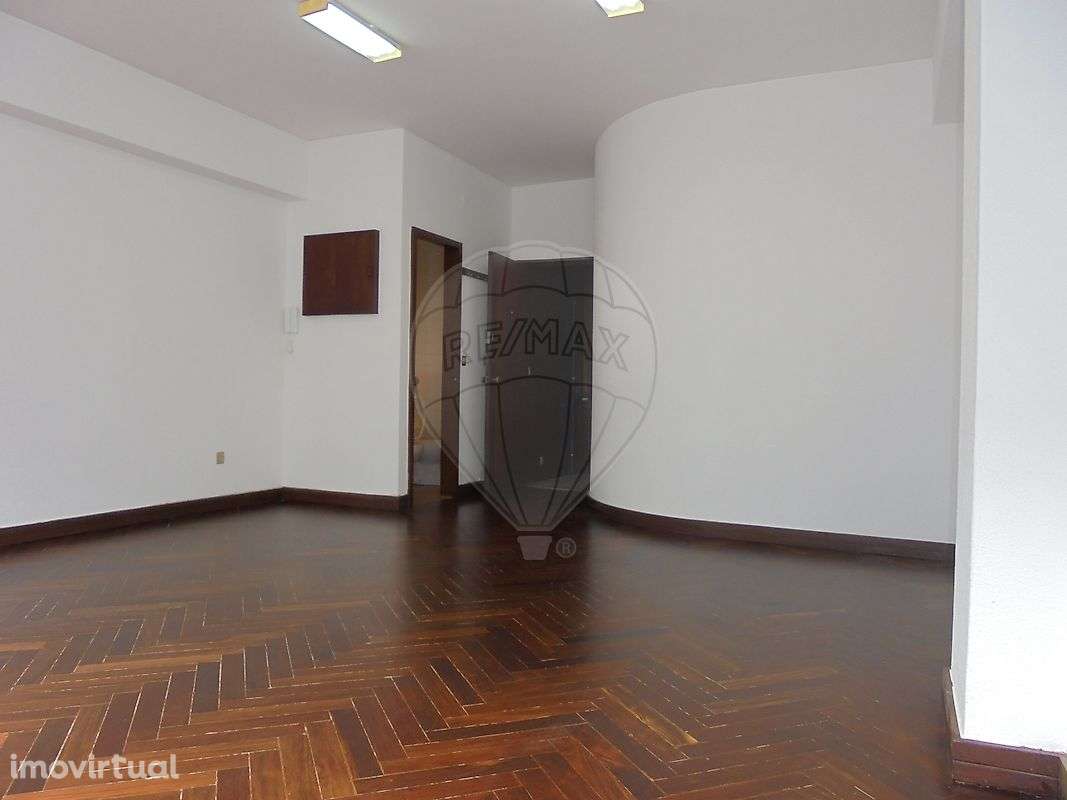 Escritório  para arrendamento - Grande imagem: 2/11