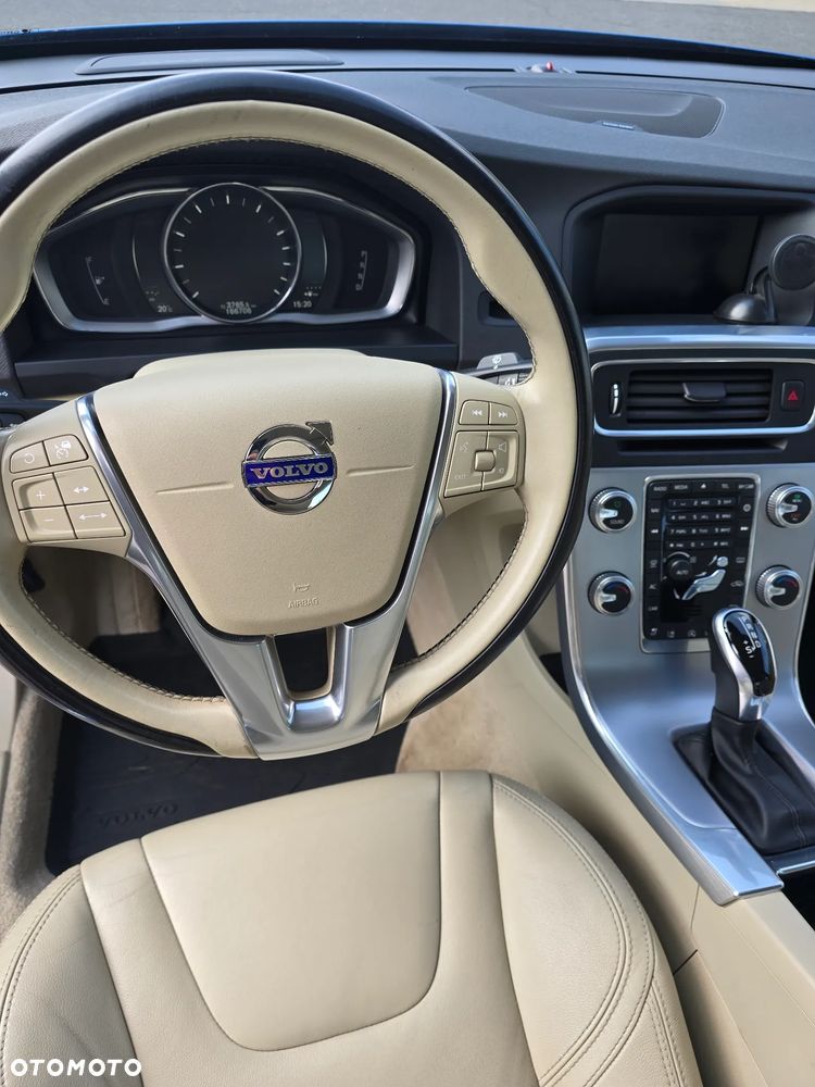 Volvo S60 T5 Drive-E R-Design Momentum - 29