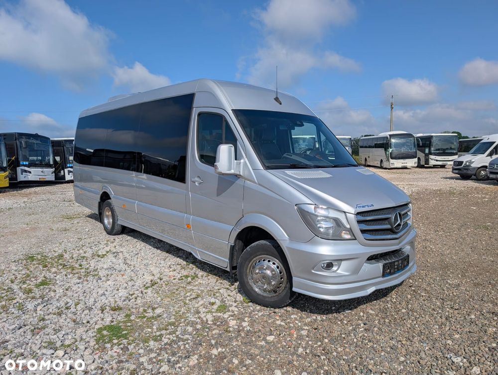 Mercedes-Benz Sprinter 519