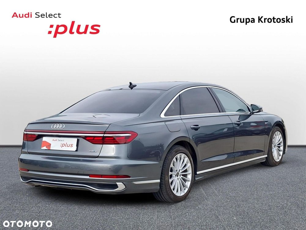 Audi A8 - 8