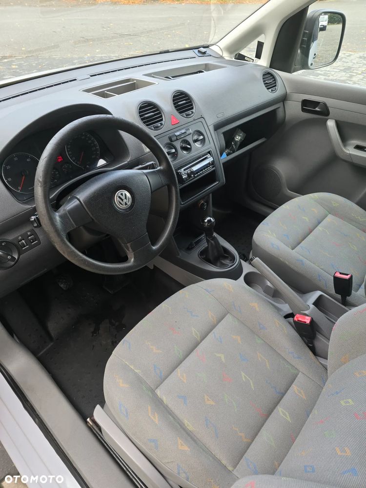 Volkswagen CADDY - 16