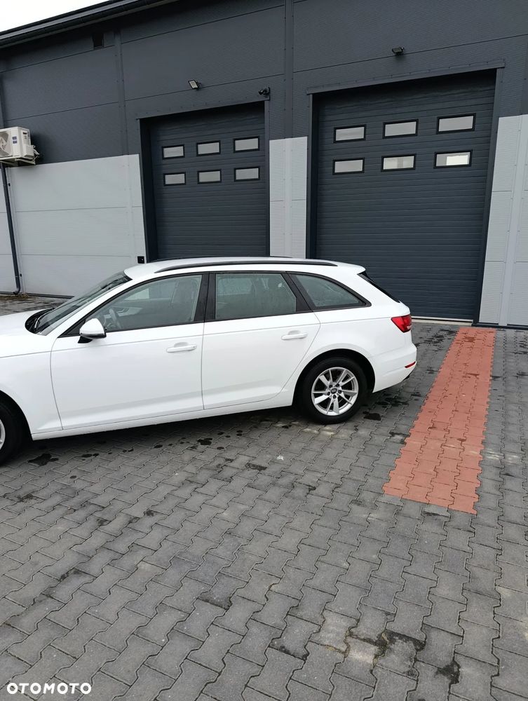 Audi A4 Avant 2.0 TDI S tronic - 21