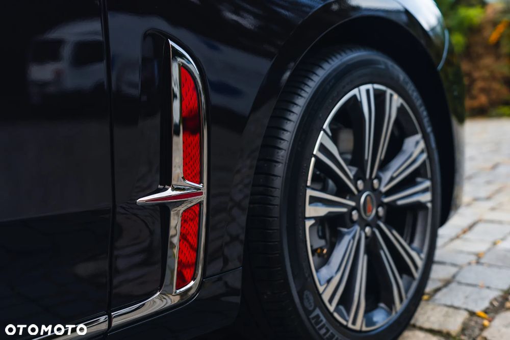 Hongqi H9 2.0T Deluxe - 37