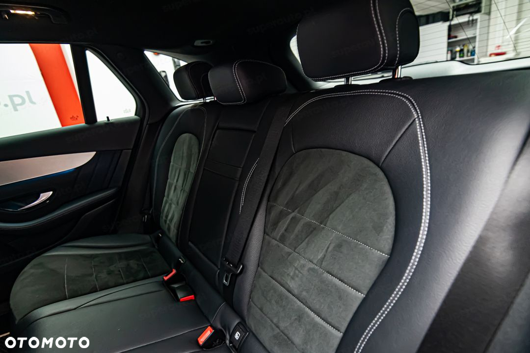 Mercedes-Benz GLC 250 4-Matic - 24