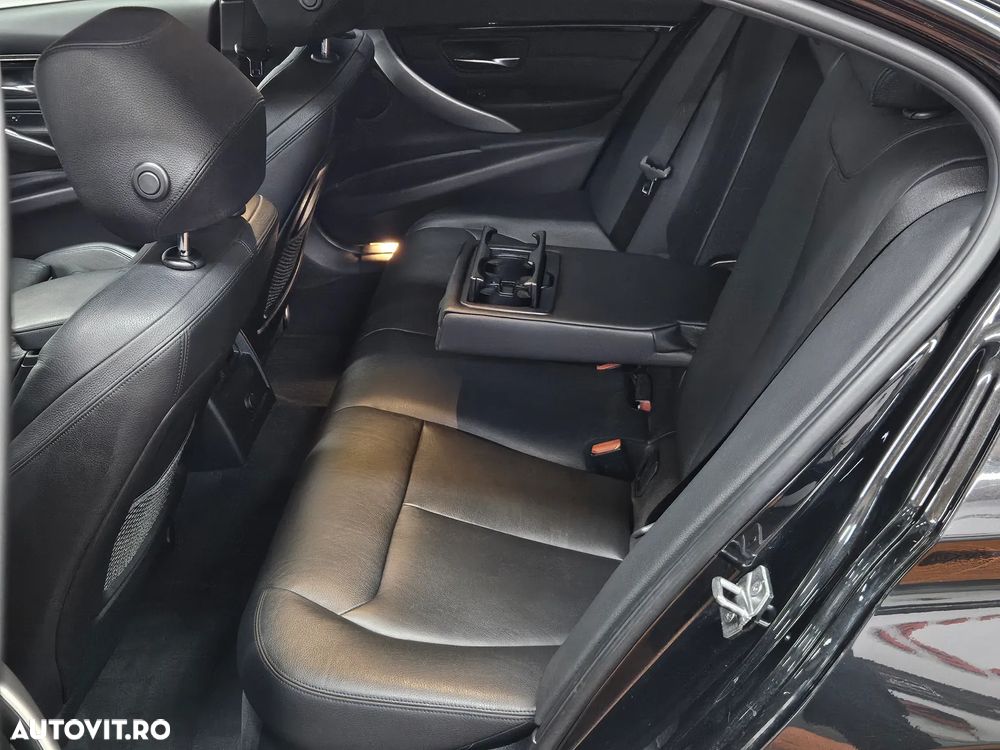 BMW Seria 3 320d Aut. Edition M Sport Shadow - 8