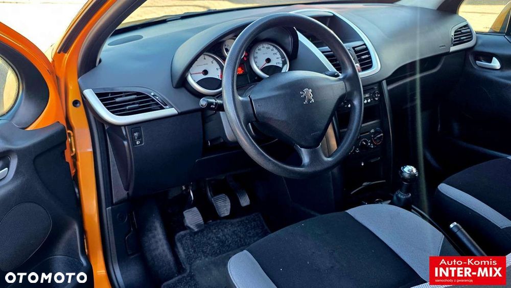 Peugeot 207 - 18